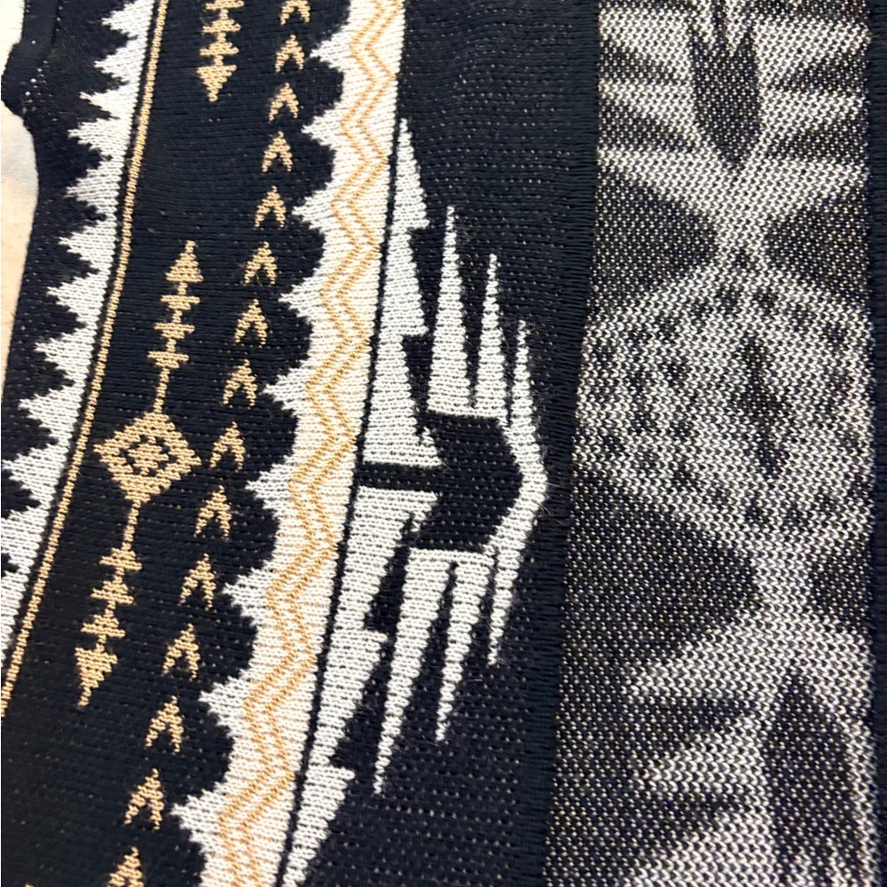 Vintage tribal sweater vest - Picture 2 of 4